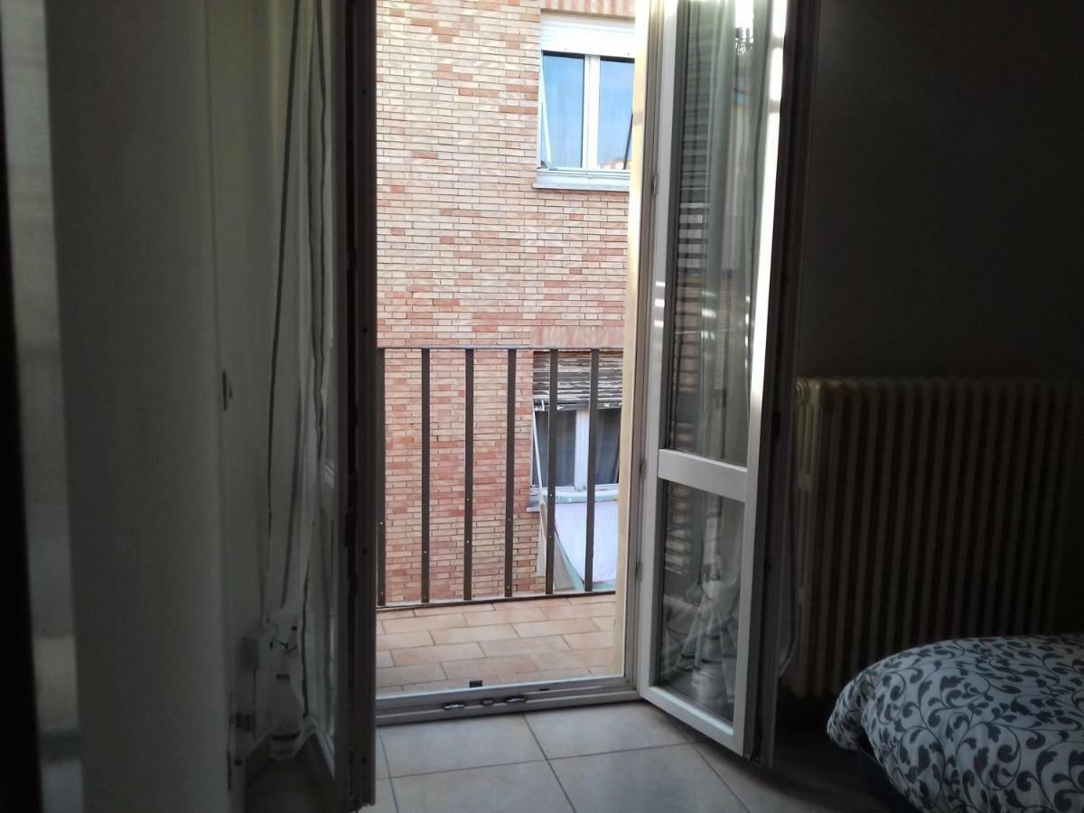 La Casa Di Oliva Lägenhet Macerata Exteriör bild