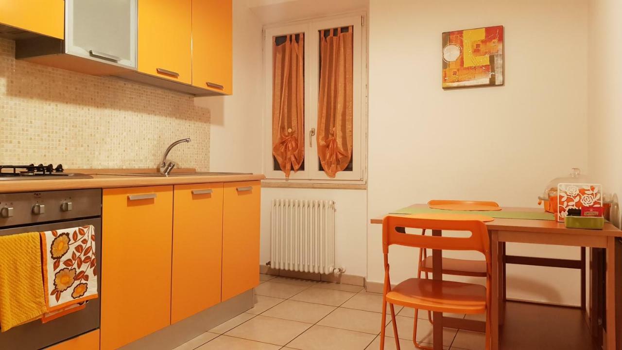 La Casa Di Oliva Lägenhet Macerata Exteriör bild